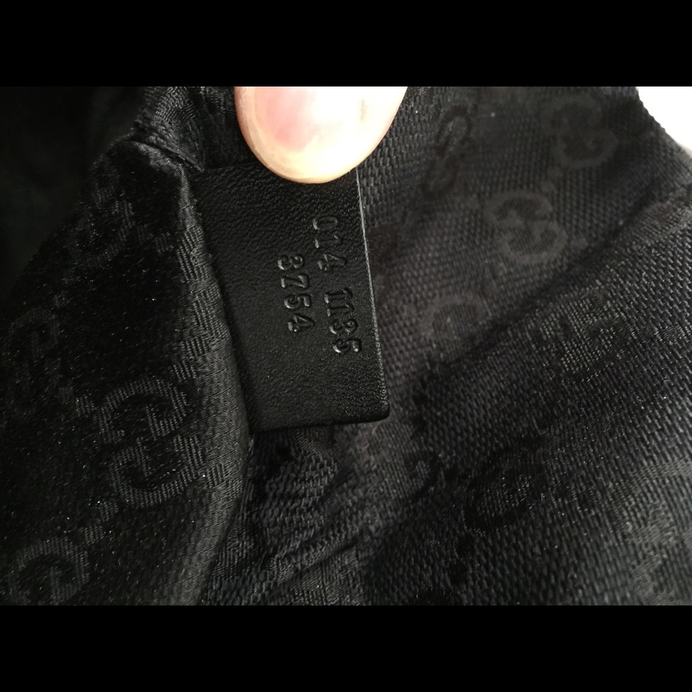 ⚠️ Gucci Black Canvas Bag - Picture 5 of 8